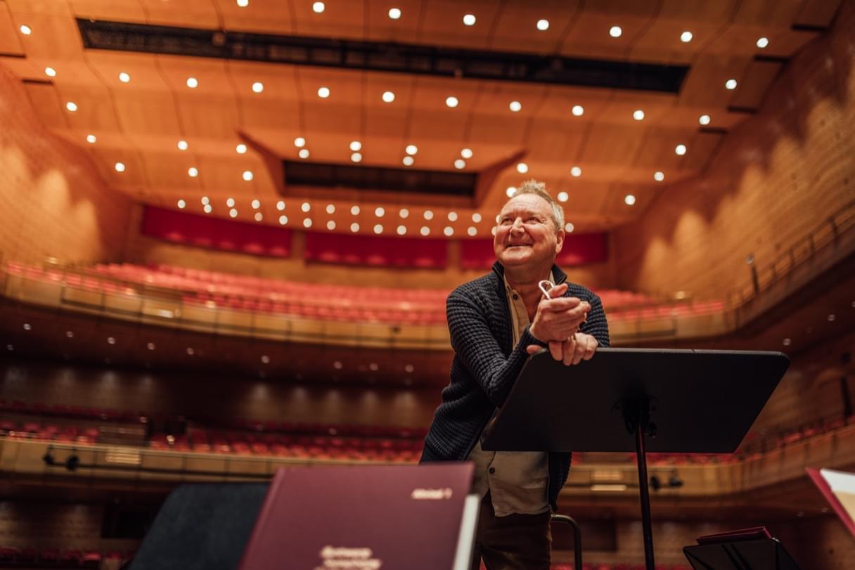 Thierry in een concertzaal